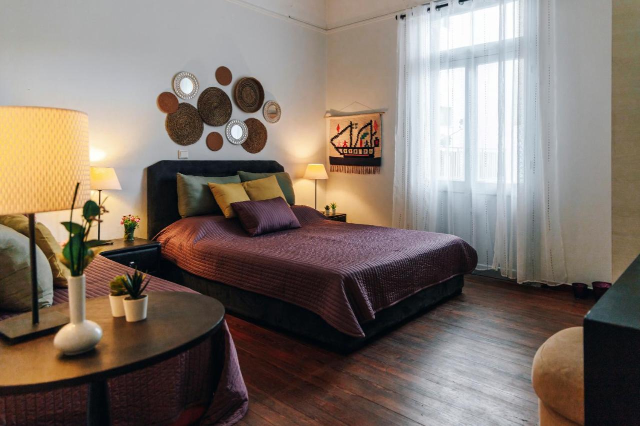 Monastiraki-Psiri, Old Town, 3-Bdr Apt, Sleep 6-10P, Spacious Court Yard Athen Eksteriør bilde